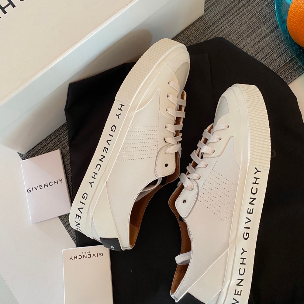 Givenchi authentic sneakers